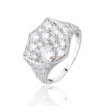 טבעת משובצת לאישה מבית הממלכה